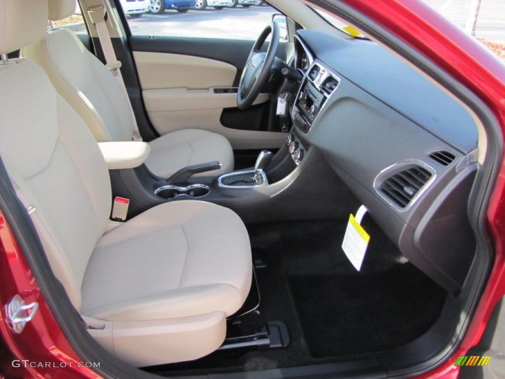 Black/Light Frost Beige Interior 2011 Chrysler 200 LX Photo #45345581