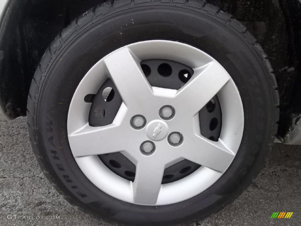2005 Cobalt Sedan - Ultra Silver Metallic / Gray photo #31