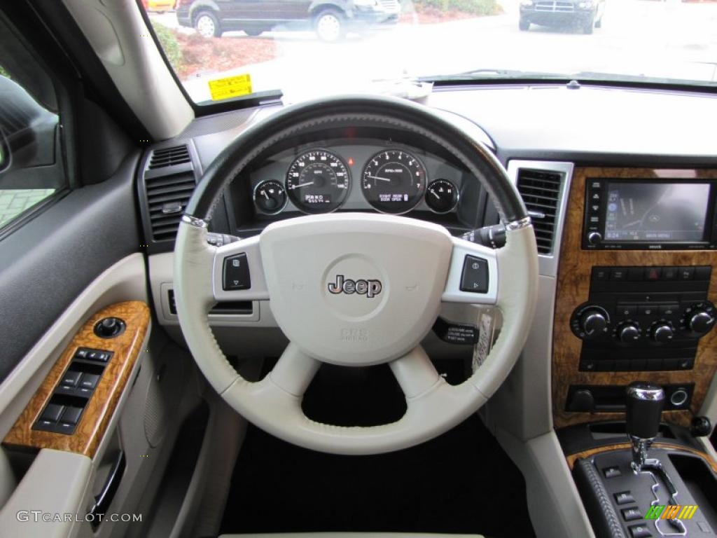 2008 Jeep Grand Cherokee Limited Dark Slate Gray/Light Graystone Steering Wheel Photo #45348131