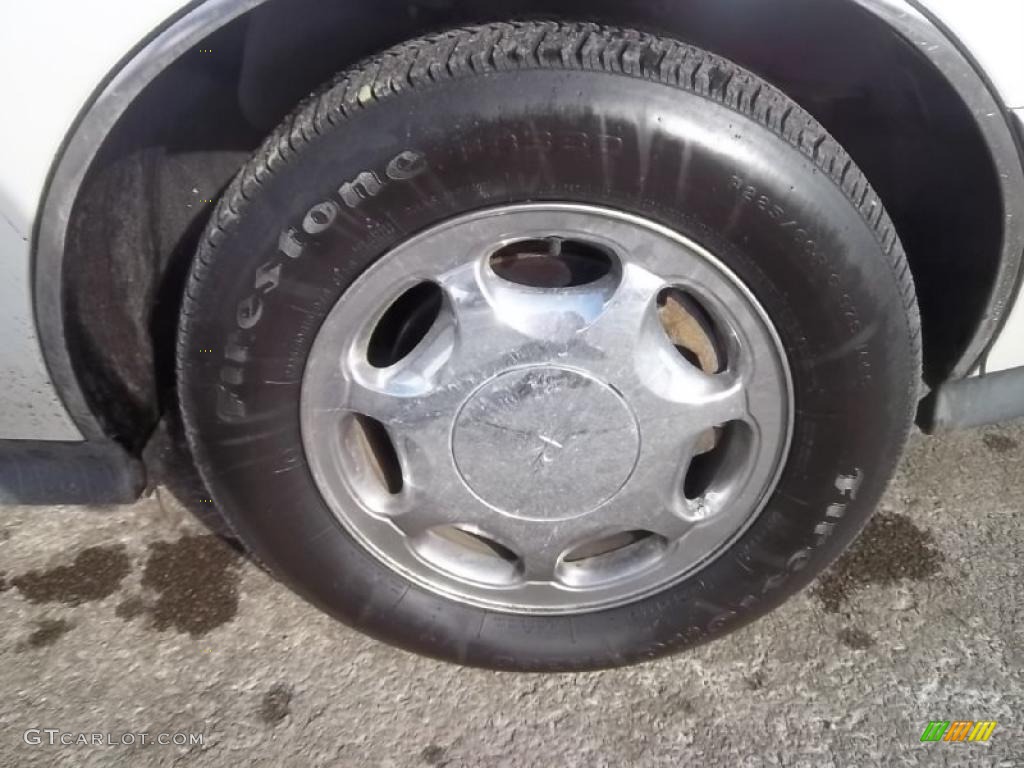 1998 Buick Riviera Supercharged Coupe Wheel Photo #45350107