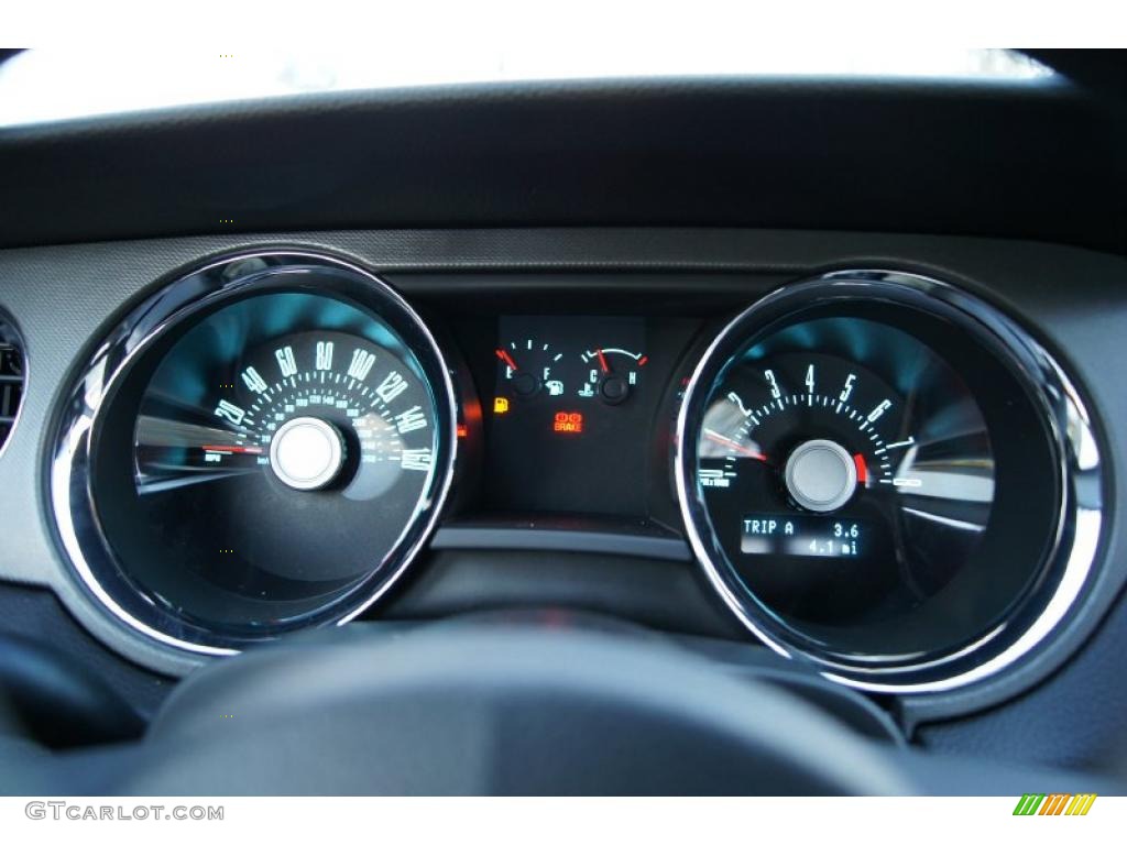 2011 Ford Mustang GT Coupe Gauges Photo #45351503