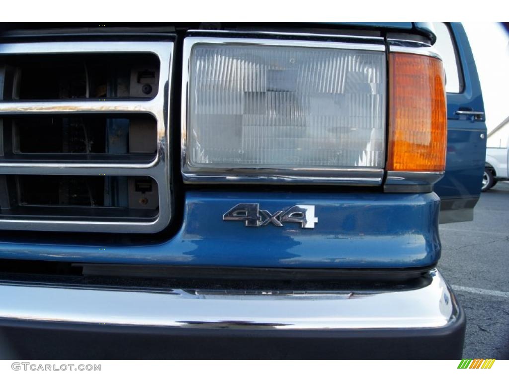1989 Ford F150 Regular Cab 4x4 Marks and Logos Photos