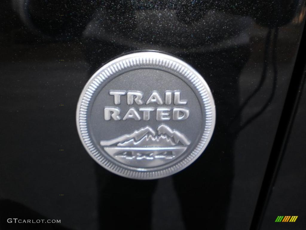 2009 Jeep Grand Cherokee Limited 4x4 Marks and Logos Photos