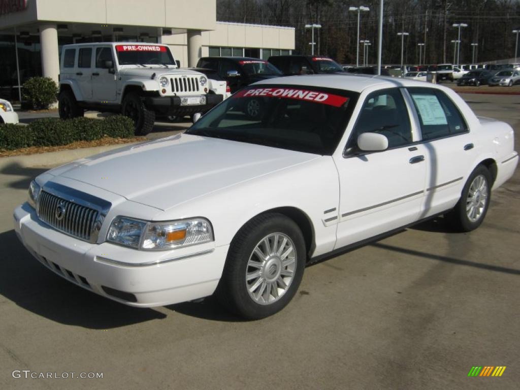 2010 Grand Marquis LS Ultimate Edition - Vibrant White / Light Camel photo #1
