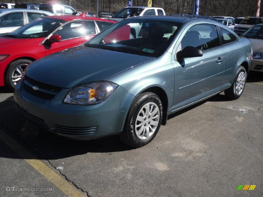 2009 Cobalt LS XFE Coupe - Silver Moss Metallic / Gray photo #1