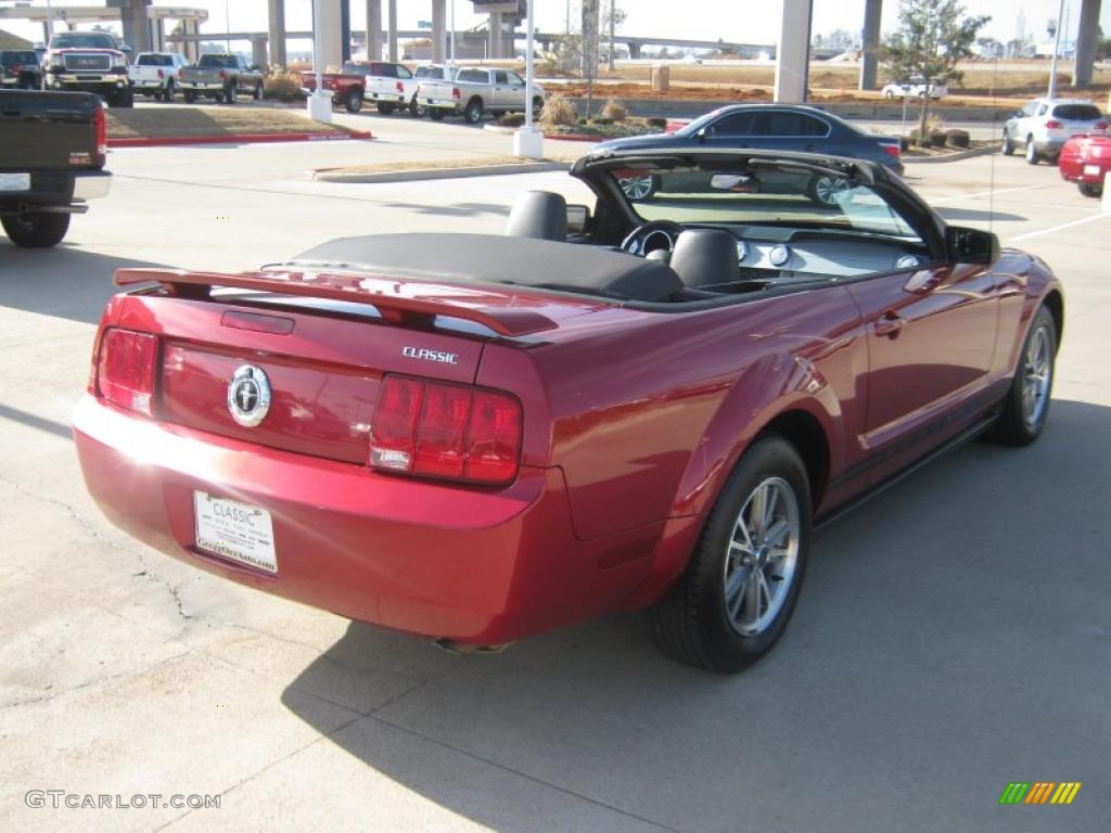 2005 Mustang V6 Premium Convertible - Redfire Metallic / Dark Charcoal photo #5