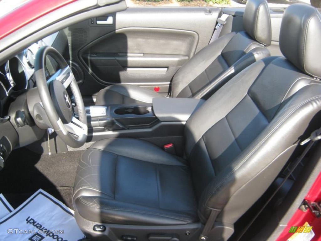 2005 Mustang V6 Premium Convertible - Redfire Metallic / Dark Charcoal photo #13