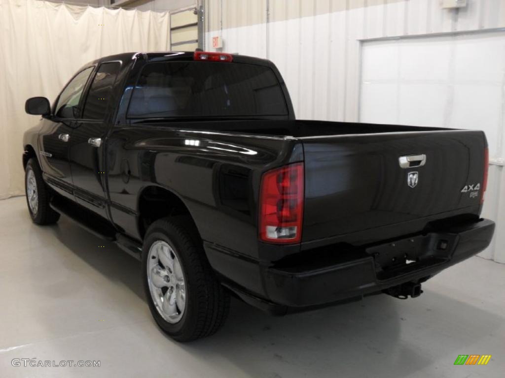 2005 Ram 1500 Laramie Quad Cab 4x4 - Black / Dark Slate Gray photo #2