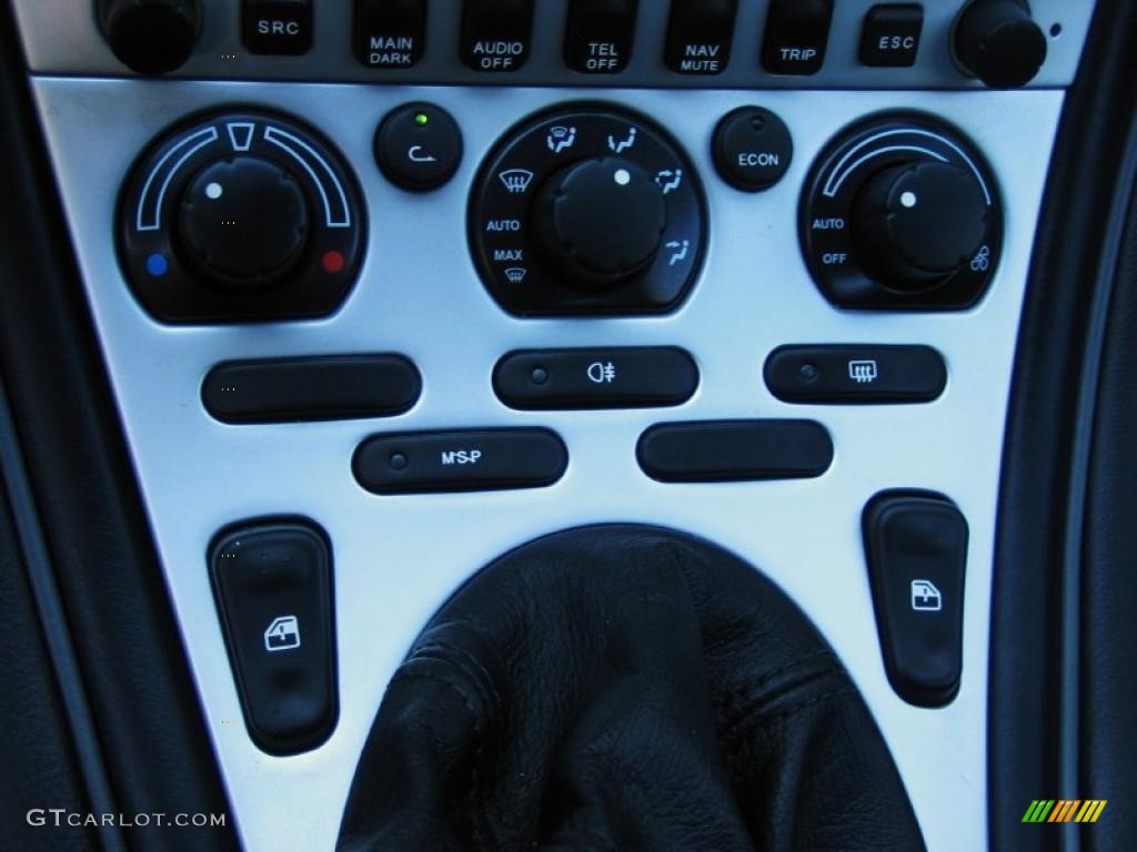 2006 Maserati Coupe Cambiocorsa Controls Photos