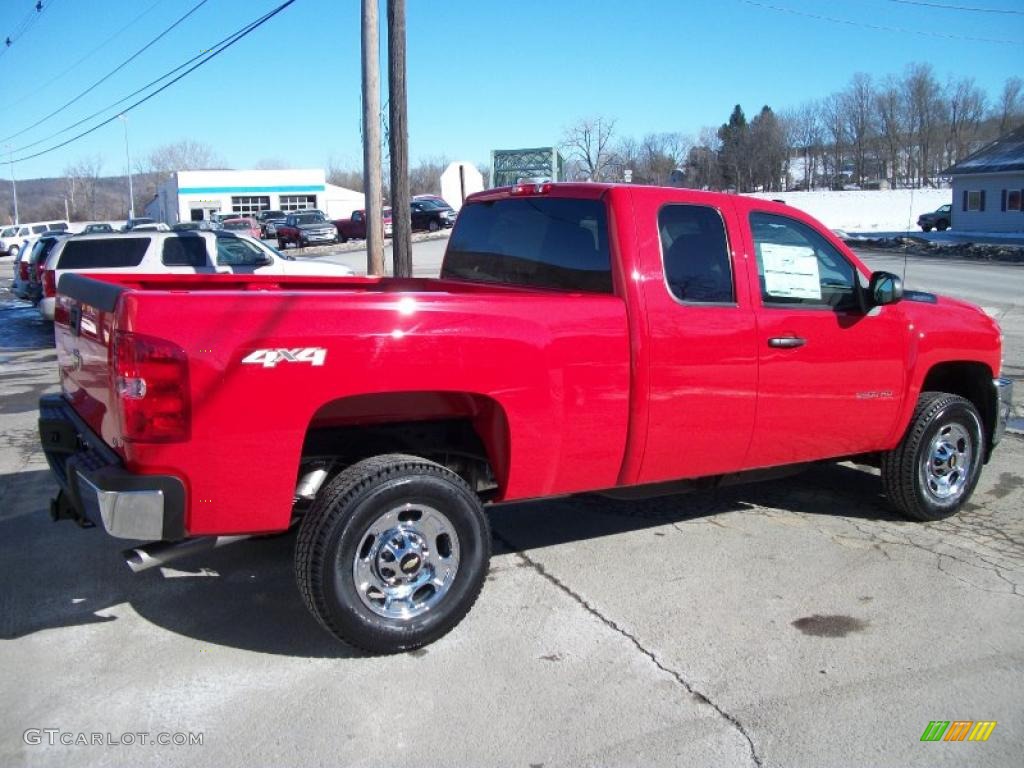 Victory Red 2011 Chevrolet Silverado 2500HD LS Extended Cab 4x4 Exterior Photo #45366171
