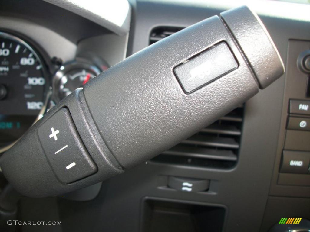 2011 Chevrolet Silverado 2500HD LS Extended Cab 4x4 Transmission Photos