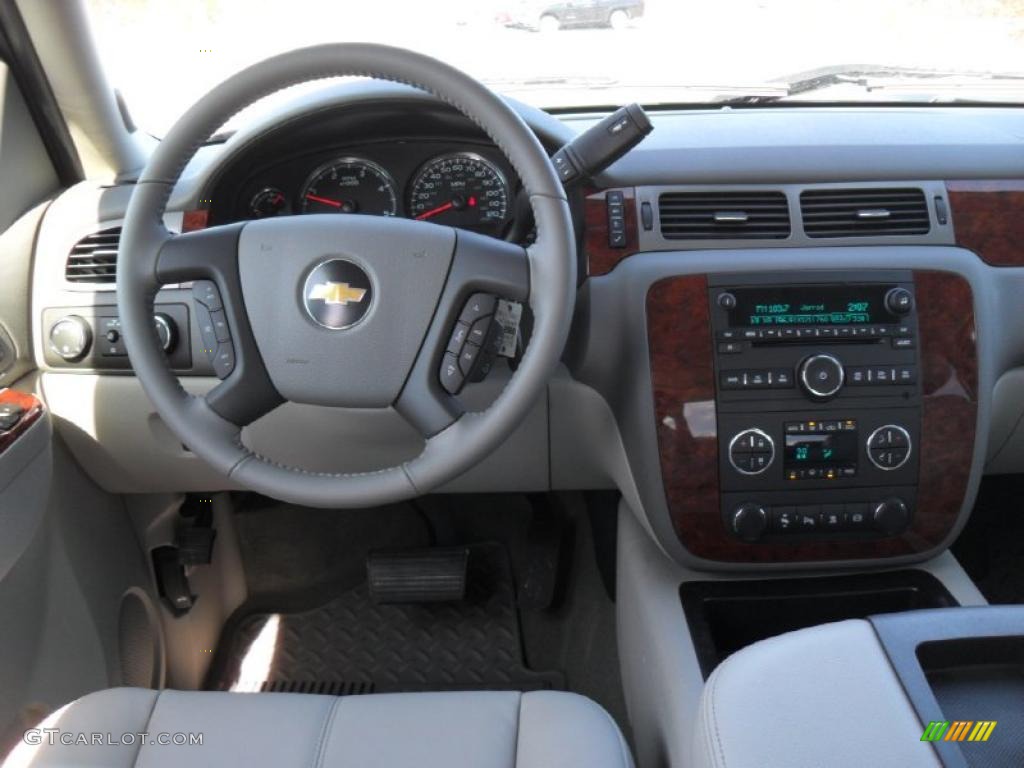 2011 Chevrolet Silverado 2500HD LTZ Crew Cab 4x4 Light Titanium/Dark Titanium Dashboard Photo #45366967