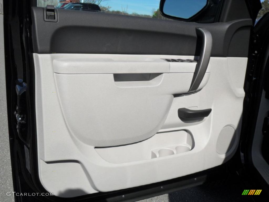 2011 Chevrolet Silverado 1500 LT Crew Cab Light Titanium/Ebony Door Panel Photo #45367327