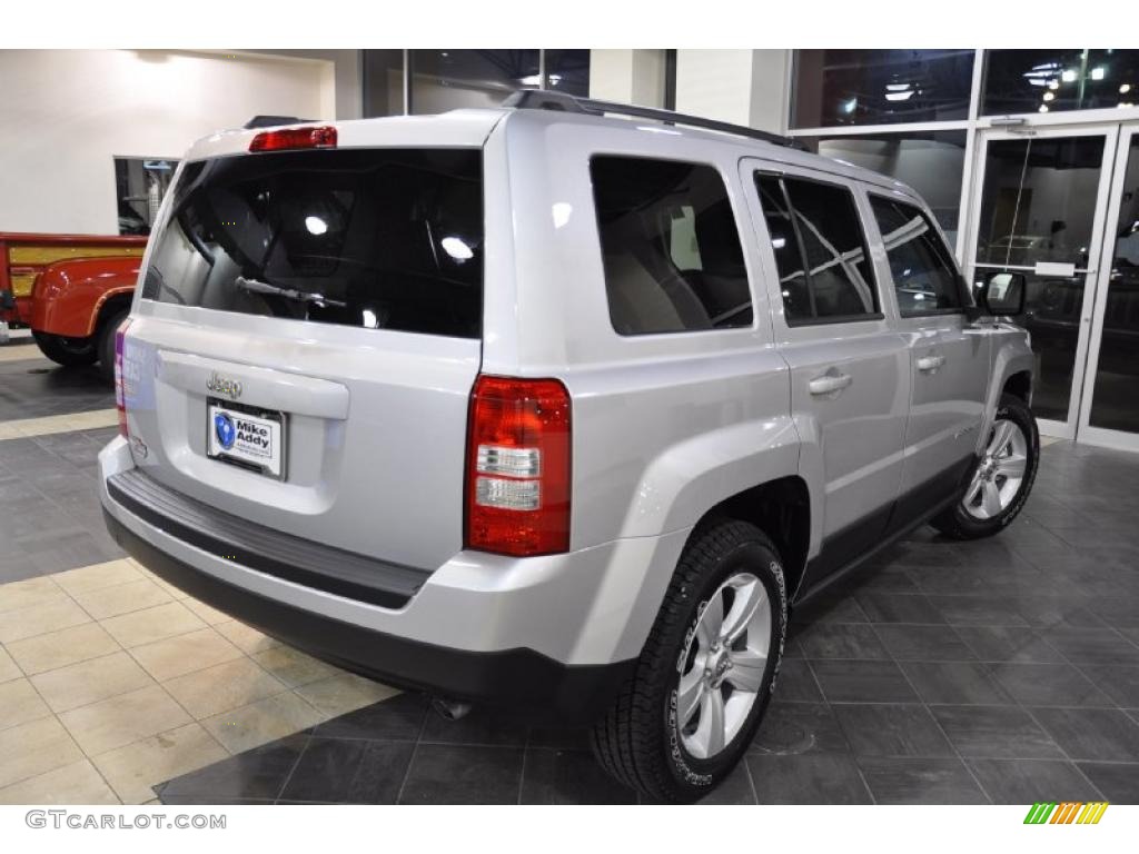 Bright Silver Metallic 2011 Jeep Patriot Sport Exterior Photo #45367988