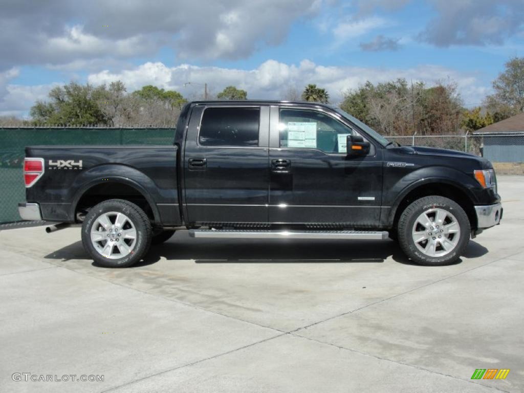 Tuxedo Black Metallic 2011 Ford F150 Lariat SuperCrew 4x4 Exterior Photo #45368252