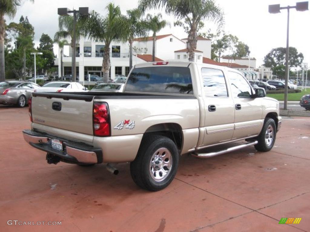 2006 Silverado 1500 LT Crew Cab 4x4 - Sandstone Metallic / Medium Gray photo #5