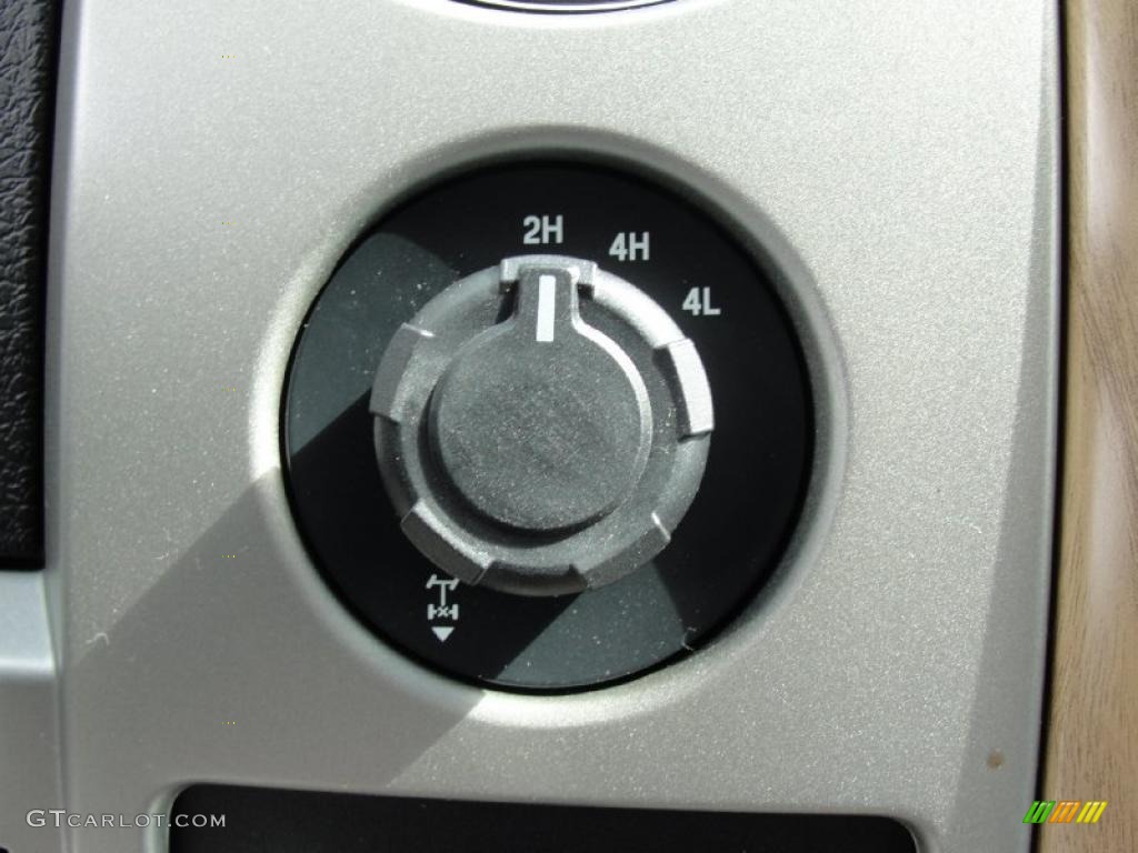 2011 Ford F150 Lariat SuperCrew 4x4 Controls Photo #45369006