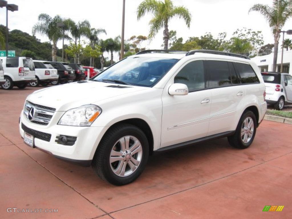Arctic White Mercedes-Benz GL