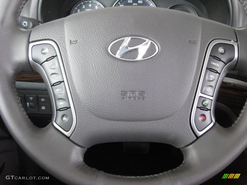 2011 Hyundai Santa Fe Limited AWD Controls Photo #45369918