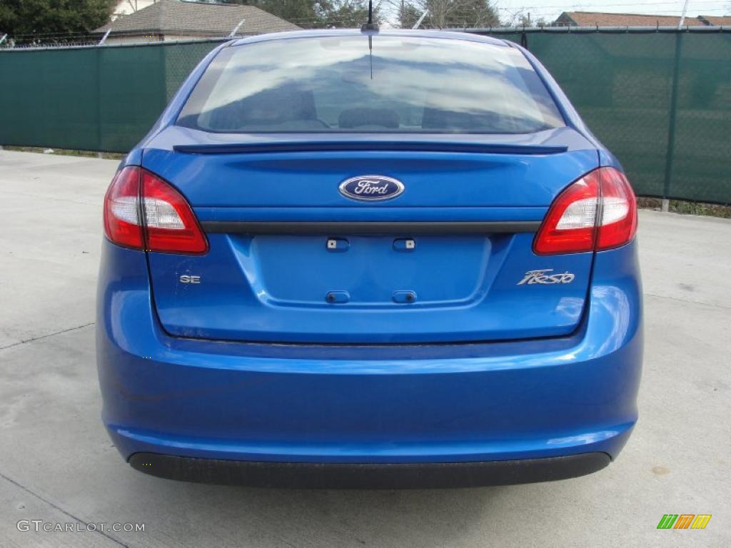 Blue Flame Metallic 2011 Ford Fiesta SE Sedan Exterior Photo #45370234