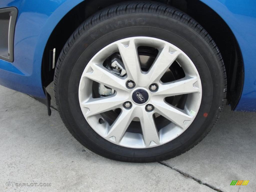 2011 Ford Fiesta SE Sedan Wheel Photo #45370262