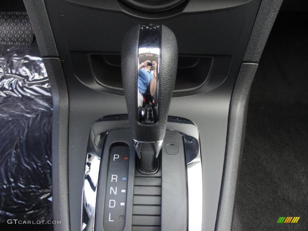 2011 Ford Fiesta SE Sedan 6 Speed PowerShift Automatic Transmission Photo #45370354