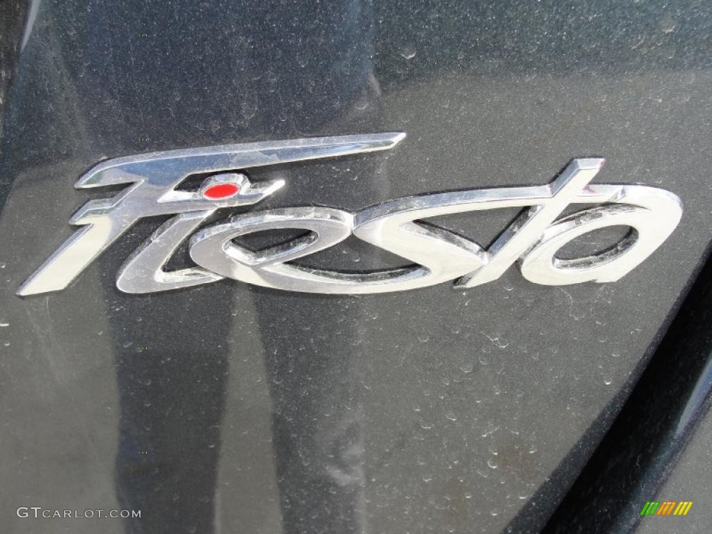 2011 Ford Fiesta SE Hatchback Marks and Logos Photo #45370434