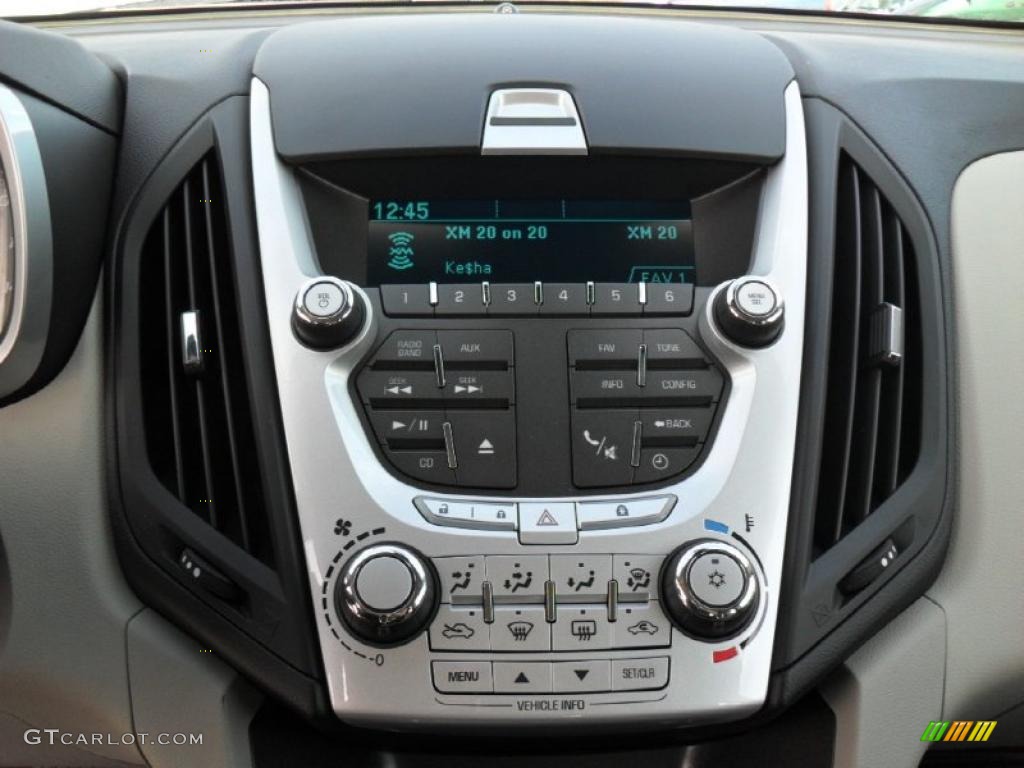 2011 Chevrolet Equinox LS Controls Photo #45370966