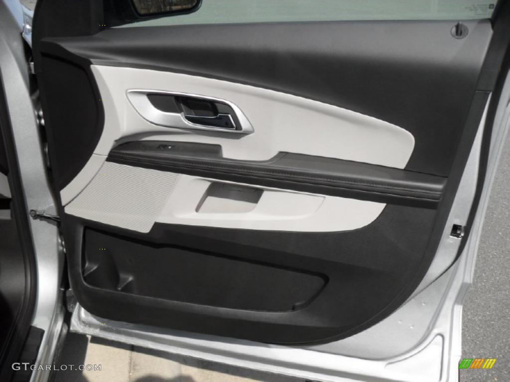 2011 Chevrolet Equinox LS Light Titanium/Jet Black Door Panel Photo #45371006