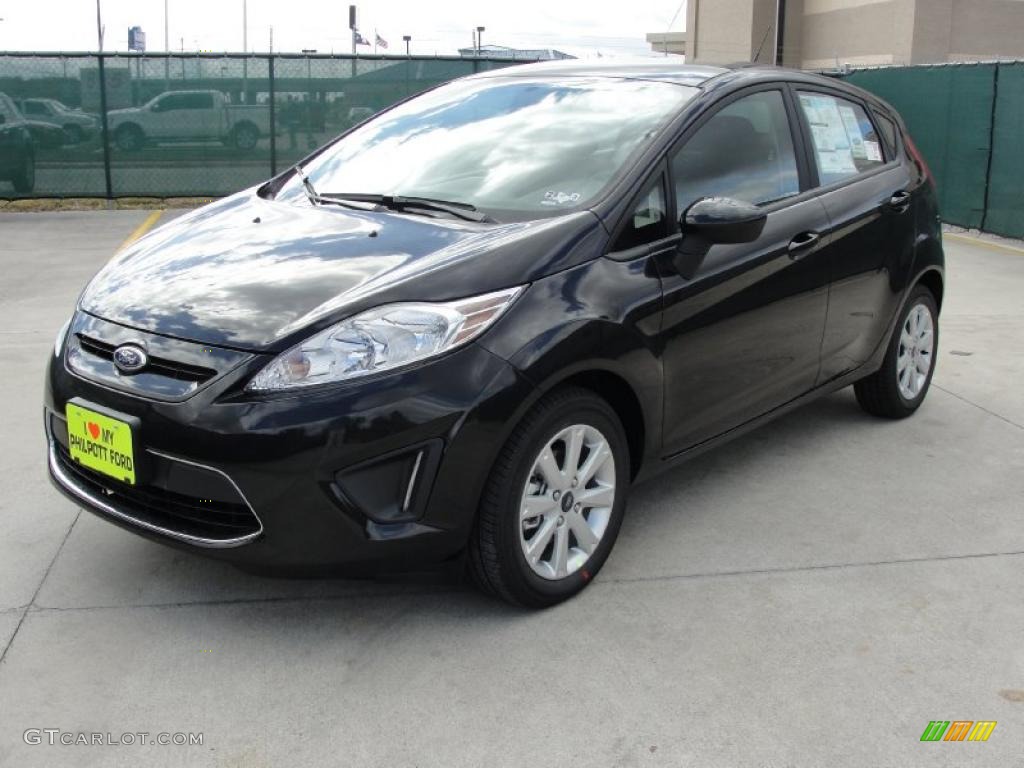 Tuxedo Black Metallic 2011 Ford Fiesta SE Hatchback Exterior Photo #45371030