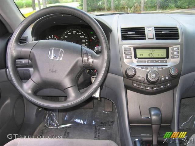 2006 Accord LX Sedan - Alabaster Silver Metallic / Gray photo #57