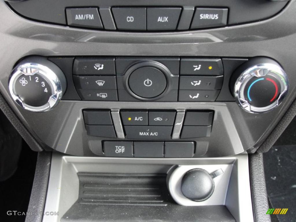 2011 Ford Fusion Sport Controls Photo #45373136