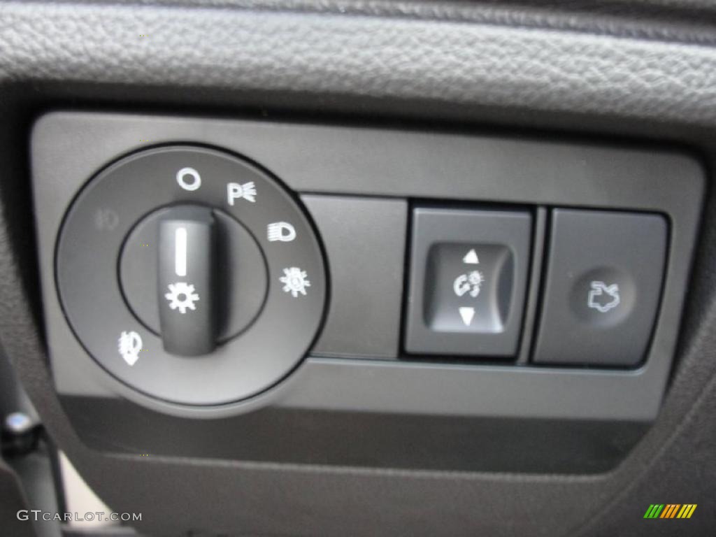 2011 Ford Fusion Sport Controls Photo #45373180
