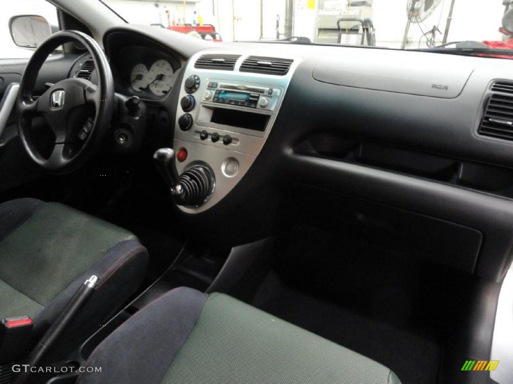 2004 Honda Civic Si Coupe Black Dashboard Photo #45373385