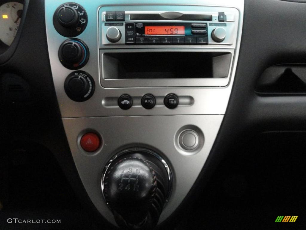 2004 Honda Civic Si Coupe Controls Photo #45373393