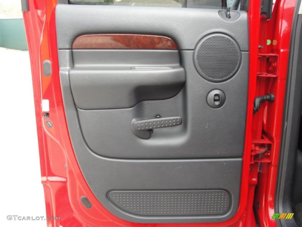 2002 Ram 1500 Sport Quad Cab 4x4 - Flame Red / Dark Slate Gray photo #44