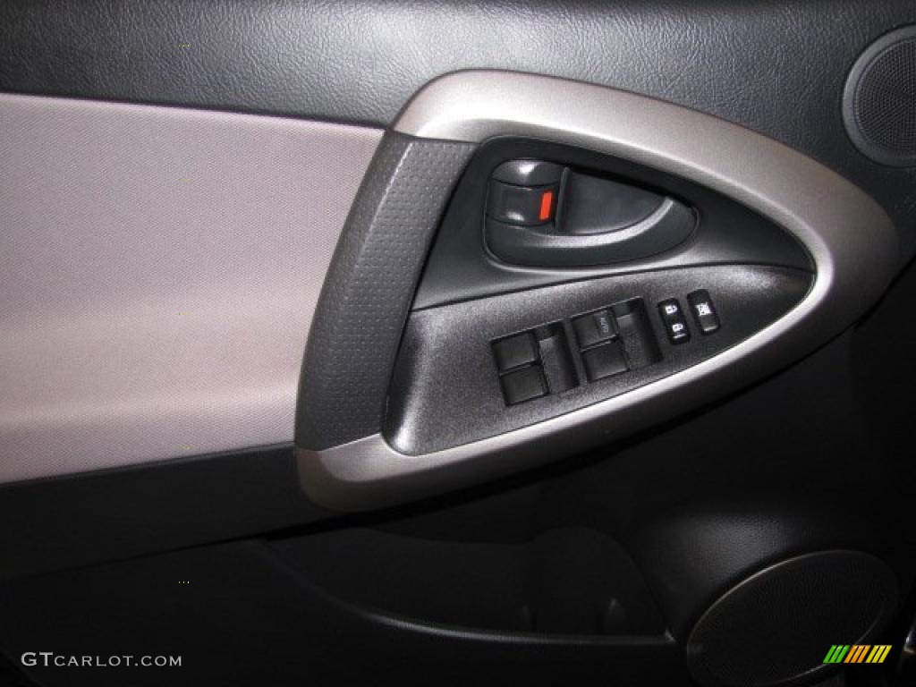 2008 RAV4 4WD - Black / Ash photo #16