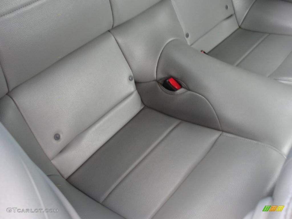 2006 Mustang V6 Premium Convertible - Performance White / Light Graphite photo #34