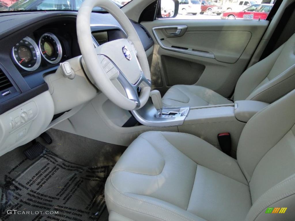 Sandstone Beige Interior 2011 Volvo XC60 3.2 Photo #45379582