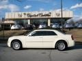 Cool Vanilla White - 300 Touring Photo No. 1