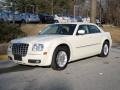 Cool Vanilla White - 300 Touring Photo No. 7