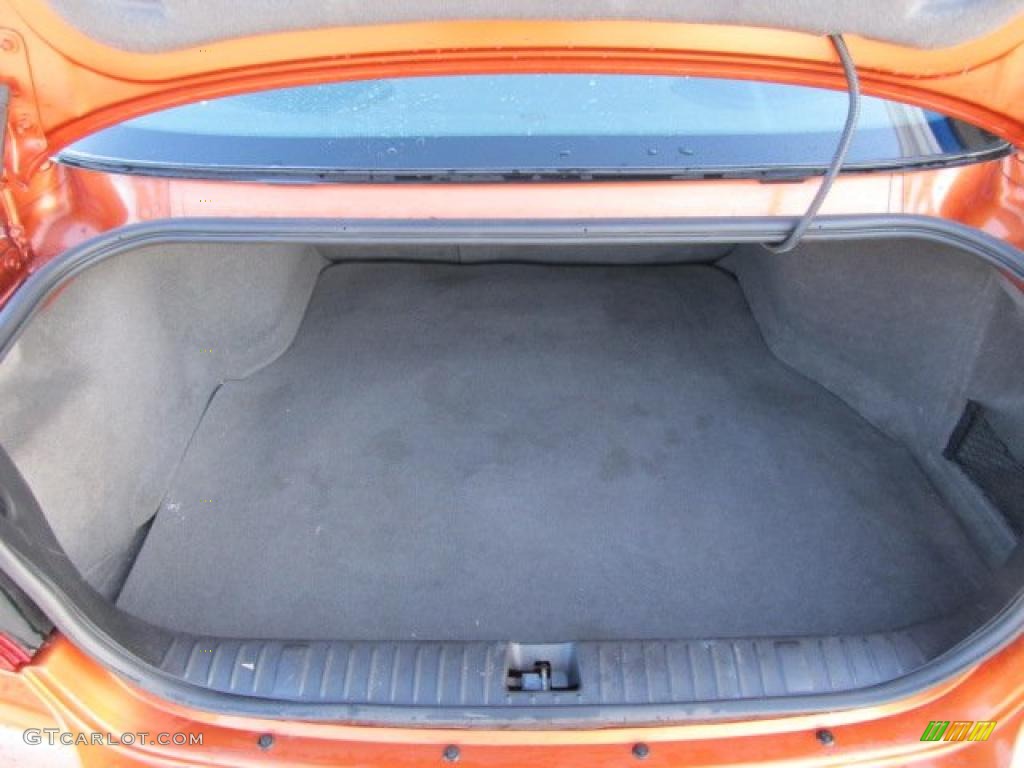 2005 Pontiac Grand Prix Sedan Trunk Photo #45382794