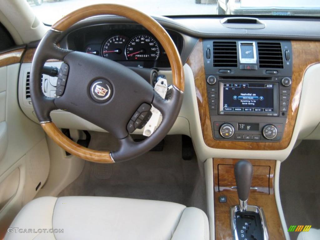 2010 Cadillac DTS Platinum Light Linen/Cocoa Dashboard Photo #45383126