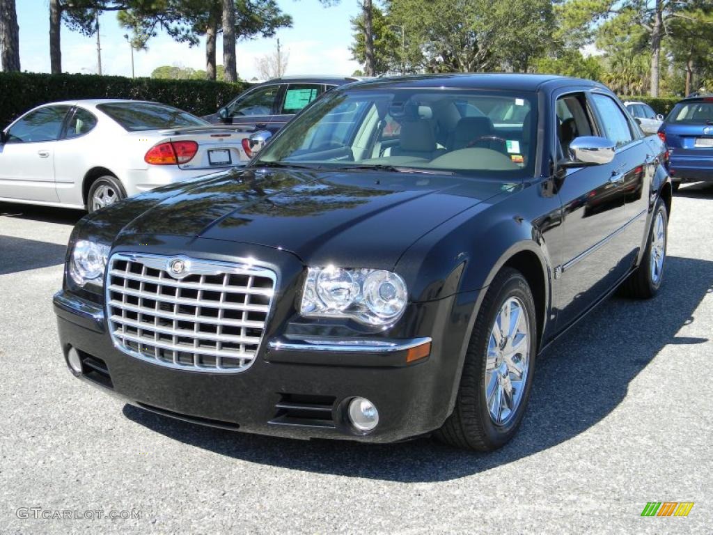 Brilliant Black Chrysler 300