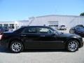 Brilliant Black - 300 C HEMI Photo No. 6