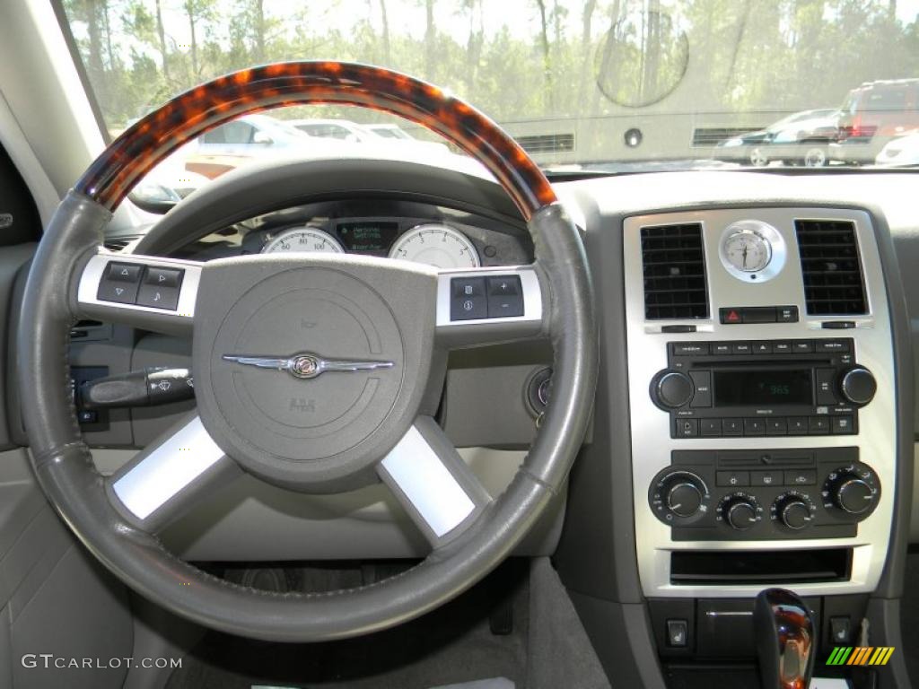 2007 300 C HEMI - Brilliant Black / Dark Khaki/Light Graystone photo #16