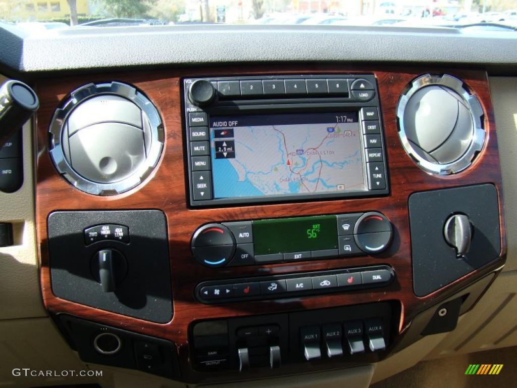 2008 Ford F250 Super Duty Lariat Crew Cab 4x4 Controls Photo #45385598