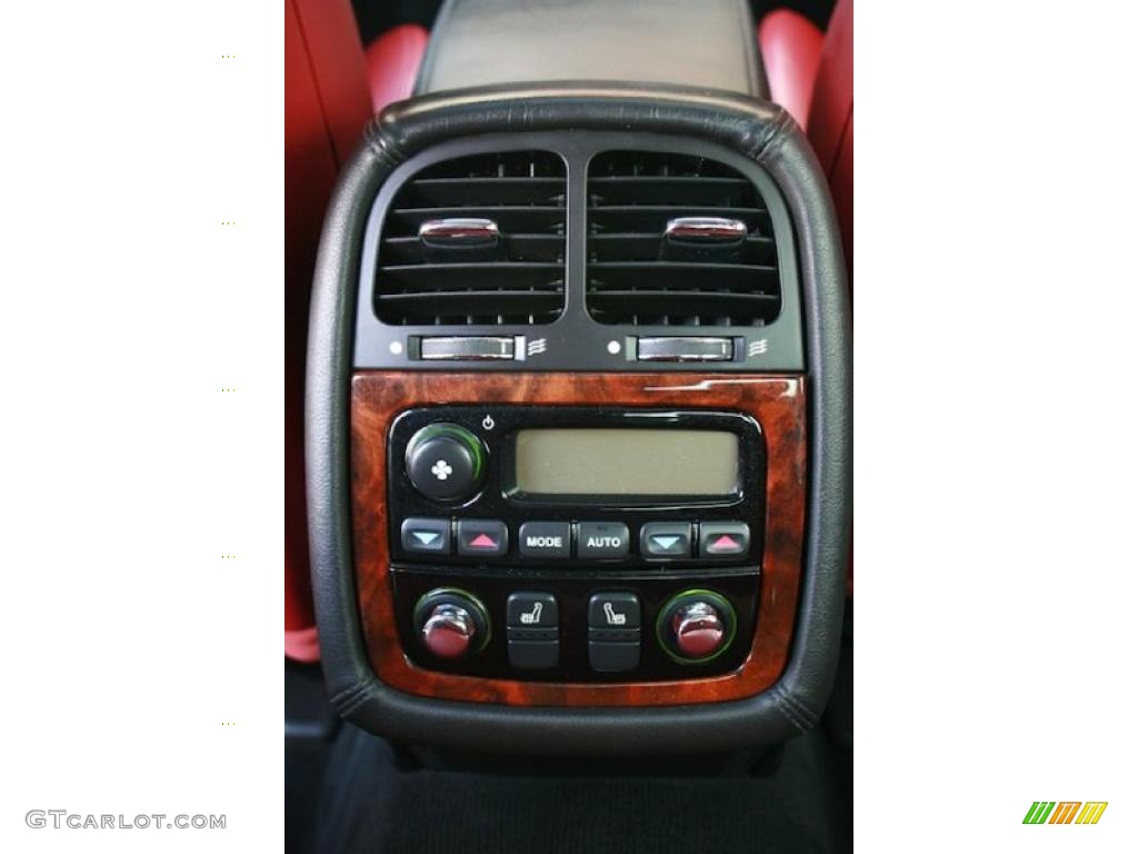 2006 Jaguar XJ XJR Controls Photo #45387698
