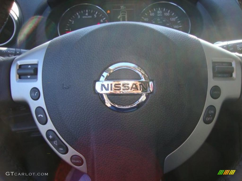 2011 Rogue SL AWD - Black Amethyst / Black photo #15