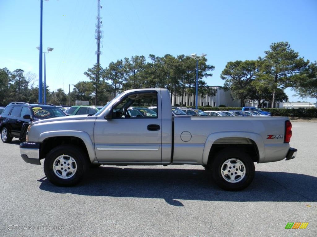 2004 Silverado 1500 Z71 Regular Cab 4x4 - Silver Birch Metallic / Dark Charcoal photo #2